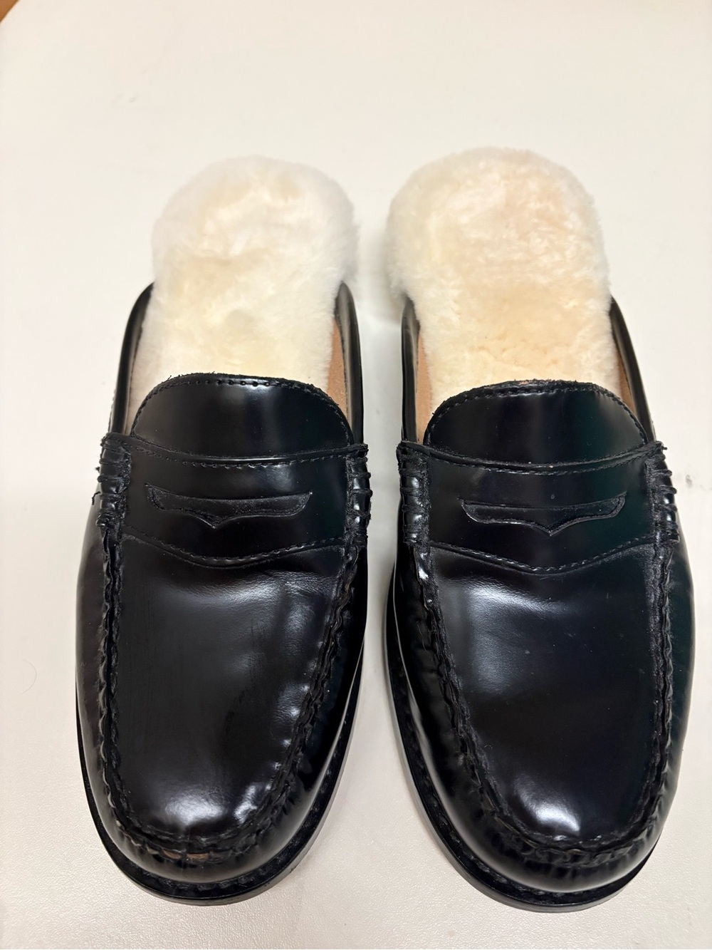 GH Bass Weejuns Wynn Black Leather Shearling-Lined Slip-On Loafers 6.5